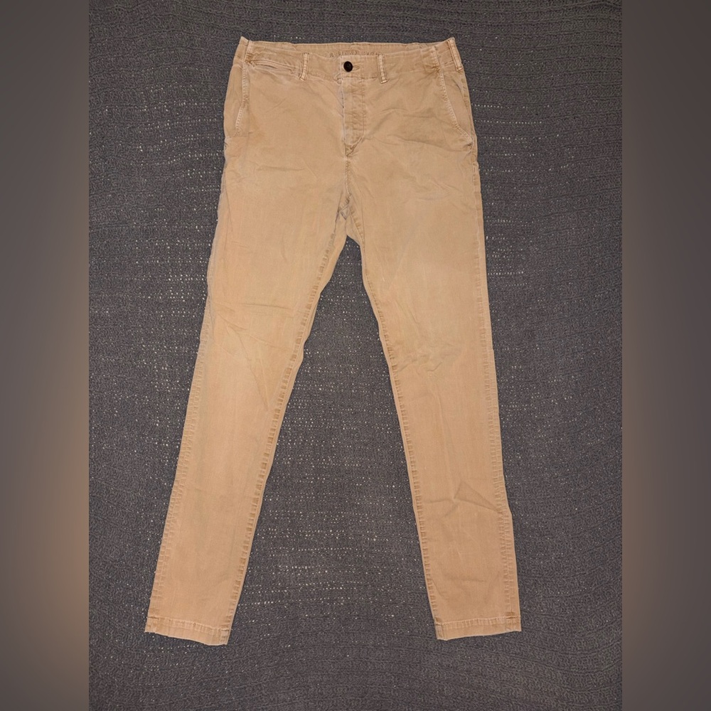 American Eagle Outfitters Men's Khaki Chinos